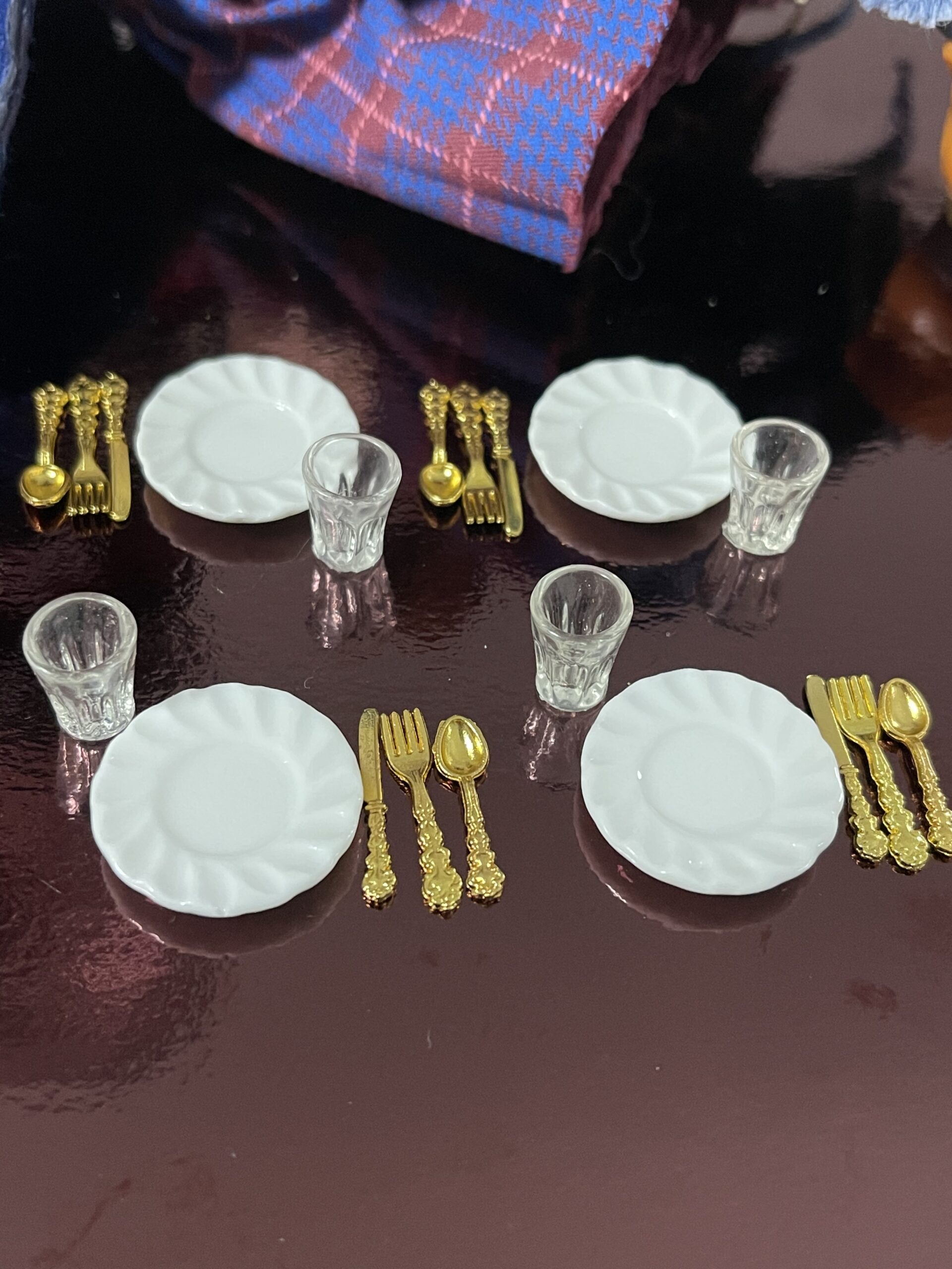 Wichtel Mini Porzellan Teller + Besteck+ Gläser + Platz Deckchen 24 Teile